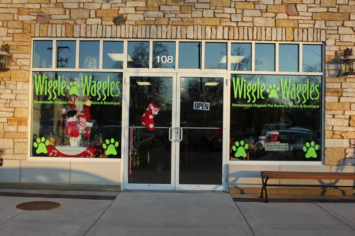 Wiggle Waggles Homemade Organic Pet Barkery Bistro 5
