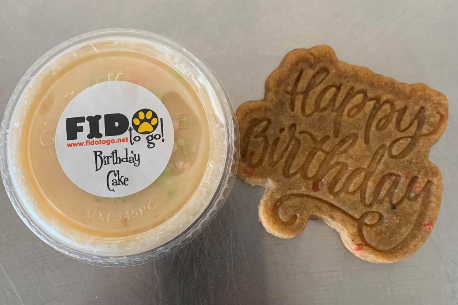 Fido to Go Dog & Cat Treat Food Truck 1