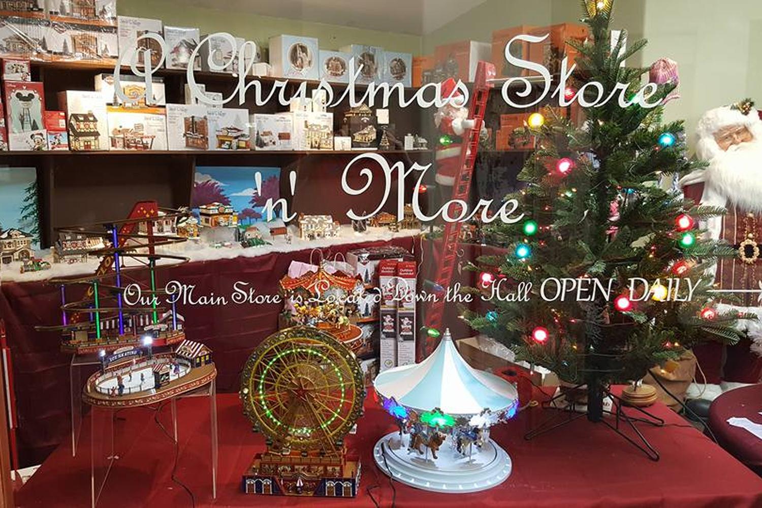 A Christmas Store N' More 0