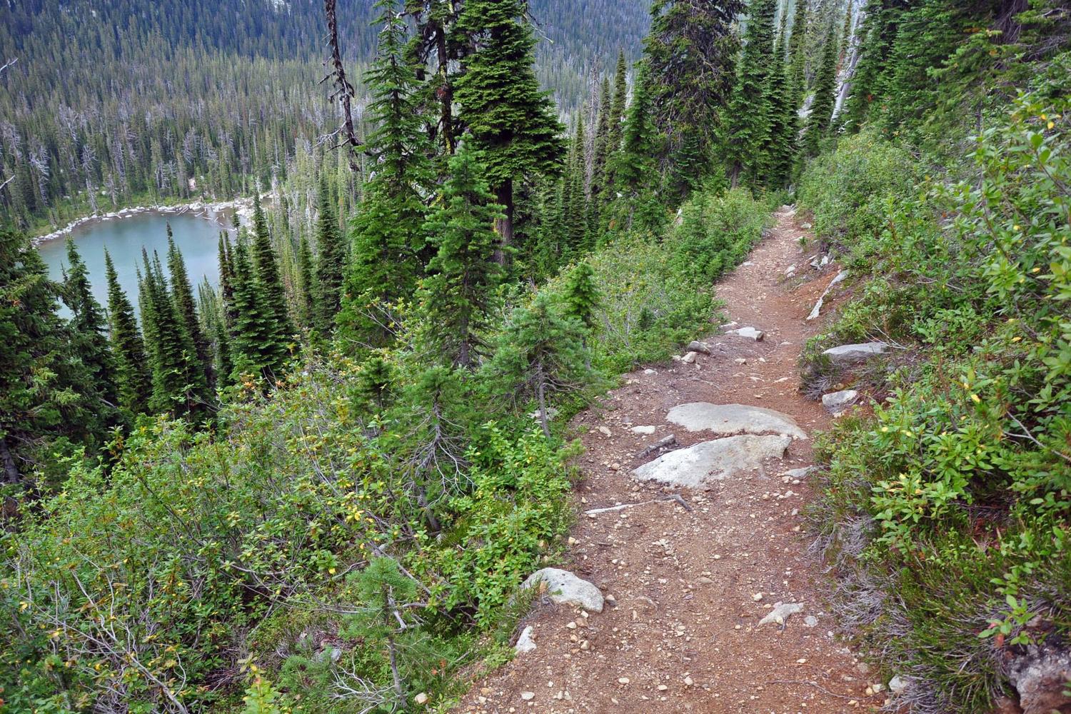 Pyramid and Ball Lakes Trail 3