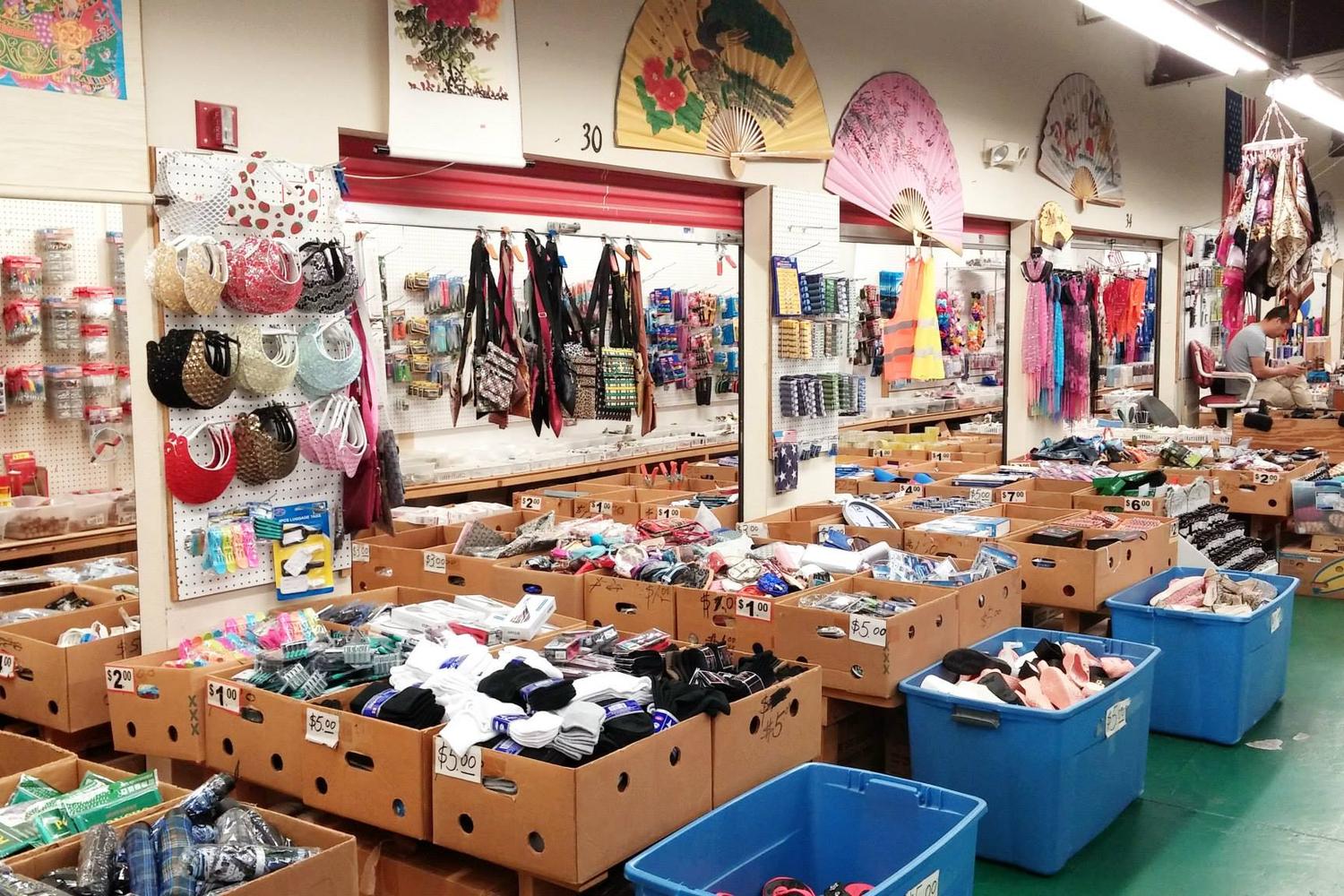 Main Gate Flea Market 3