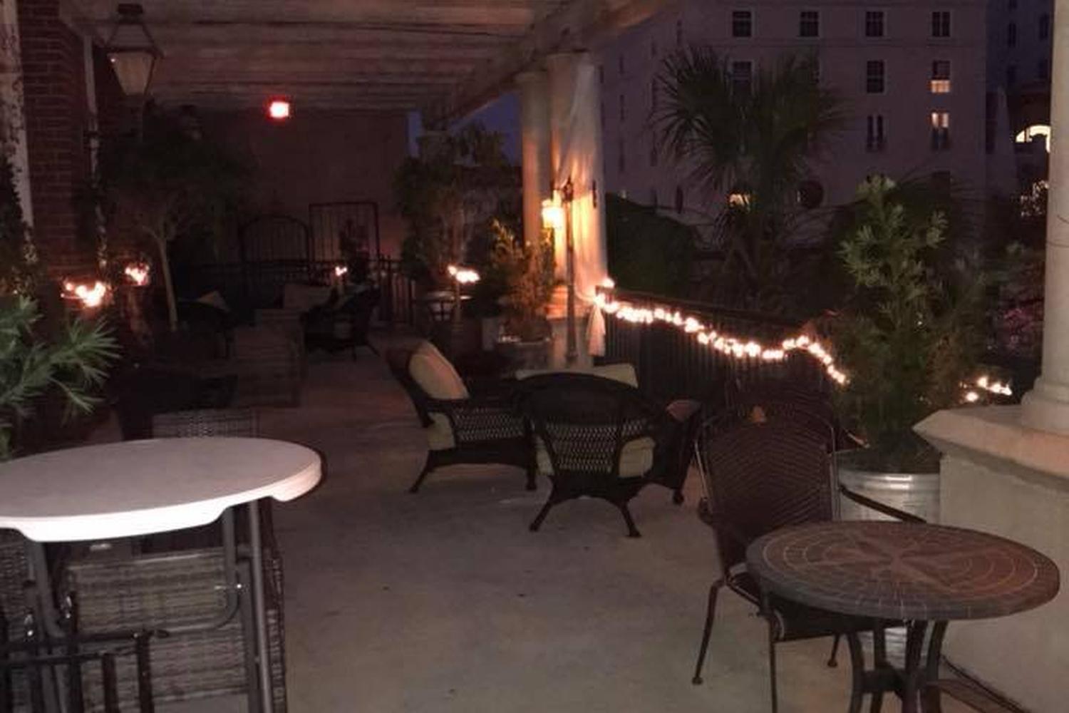 King's Leaf Cigar Lounge 1