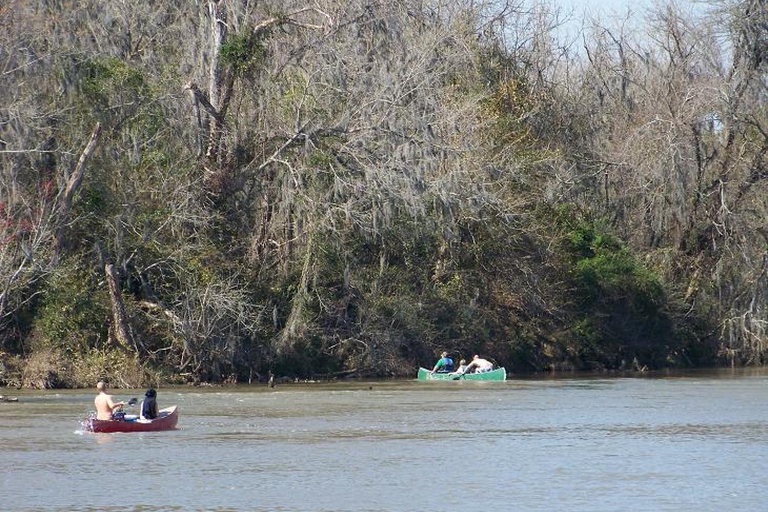 patriot riverboat tours