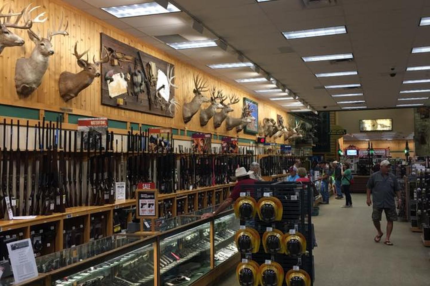 Cabela's 0
