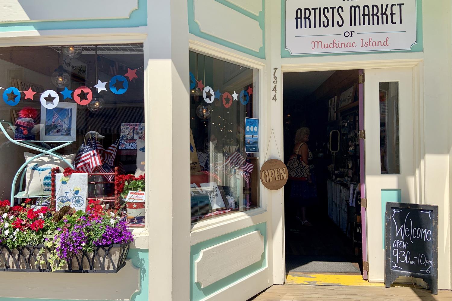 The Artists Market of Mackinac Island 2