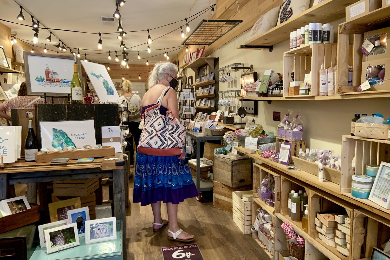 The Artists Market of Mackinac Island 0