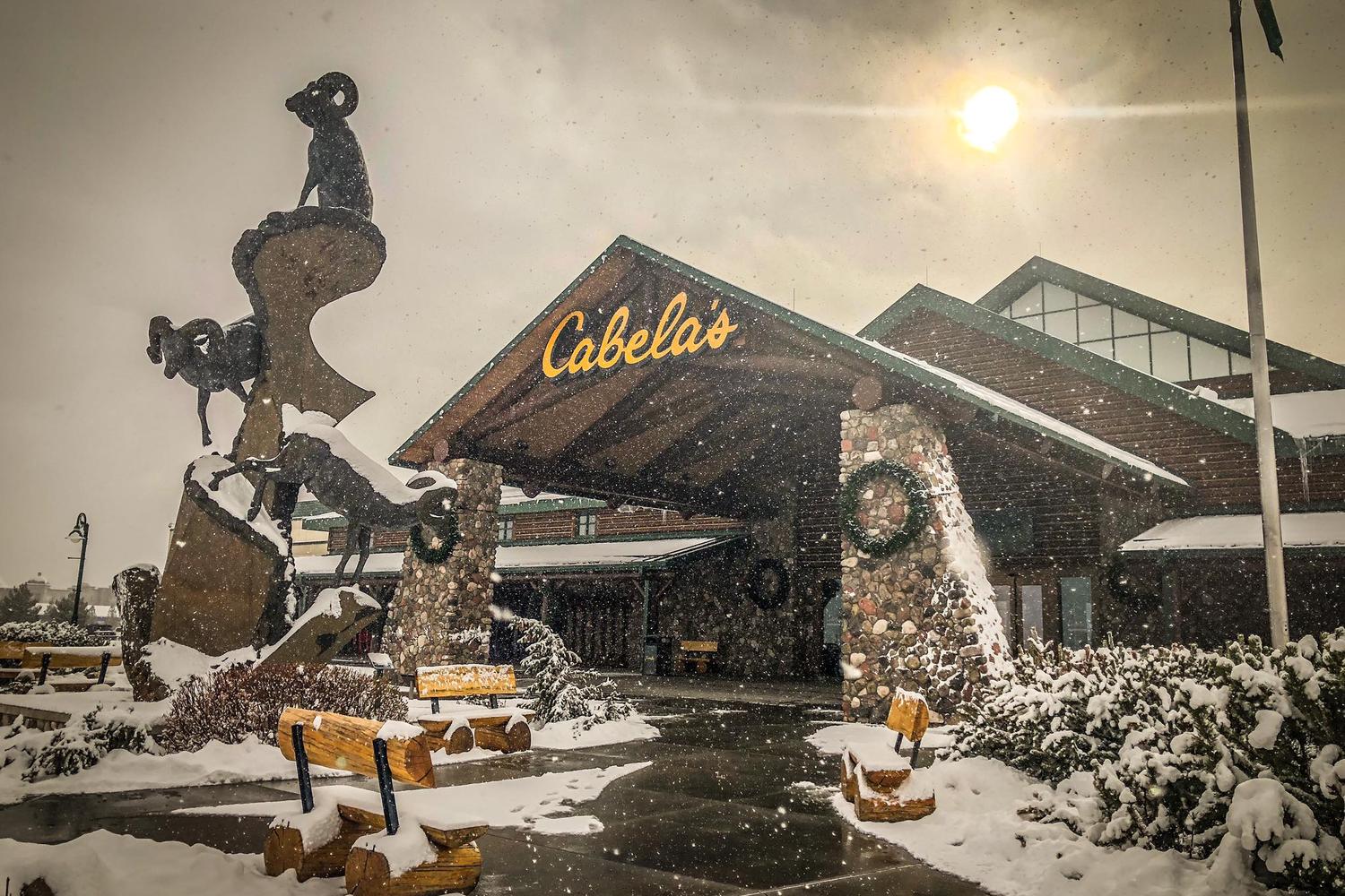 Cabela's 0