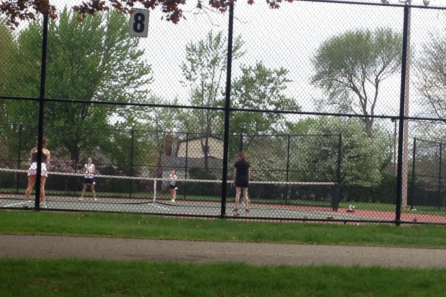 Grosse Pointe Woods Dog Park at Lake Front Park 4