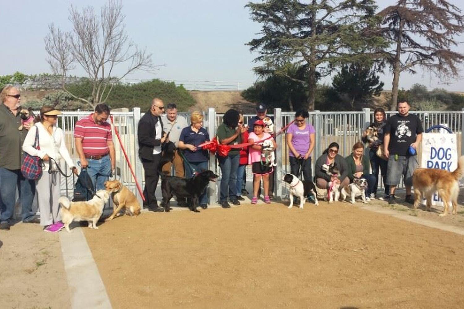 South Gate Dog Park at Hollydale Regional Park 0