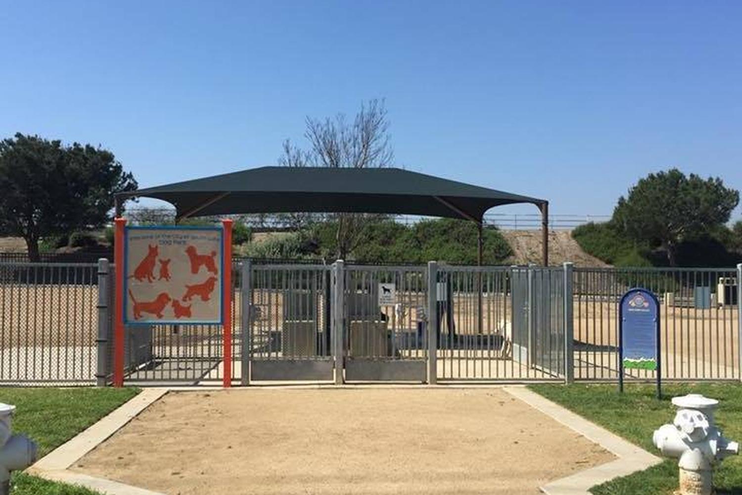 South Gate Dog Park at Hollydale Regional Park 5