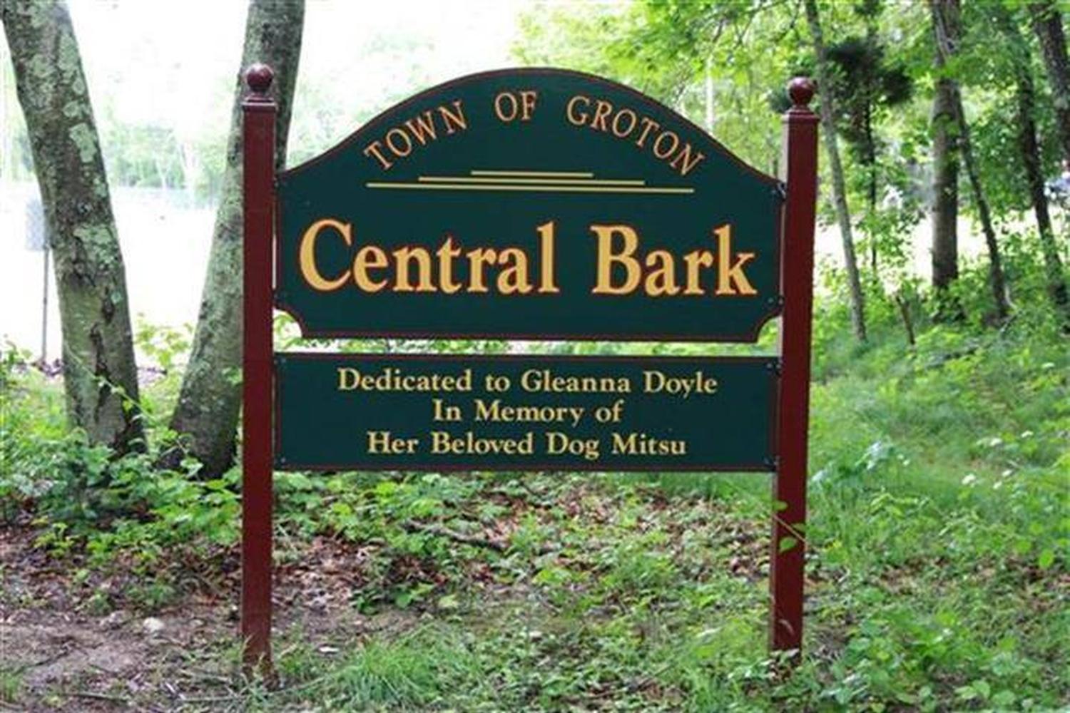 Central Bark Dog Park at Copp Family Park 7