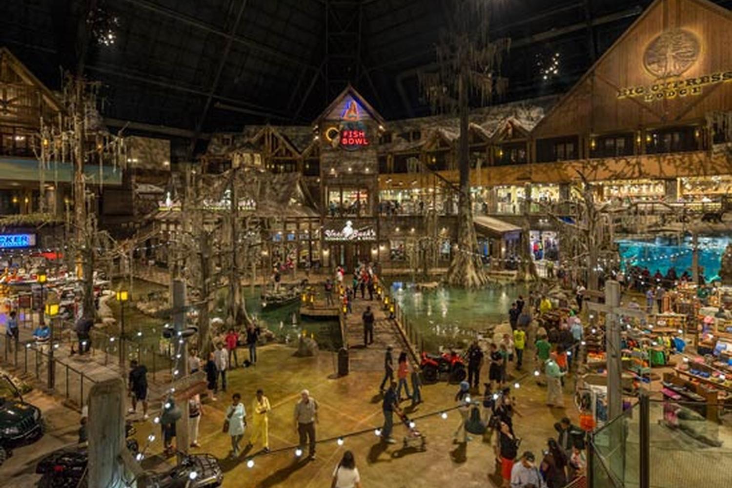 Bass Pro Shops Memphis Pyramid 5