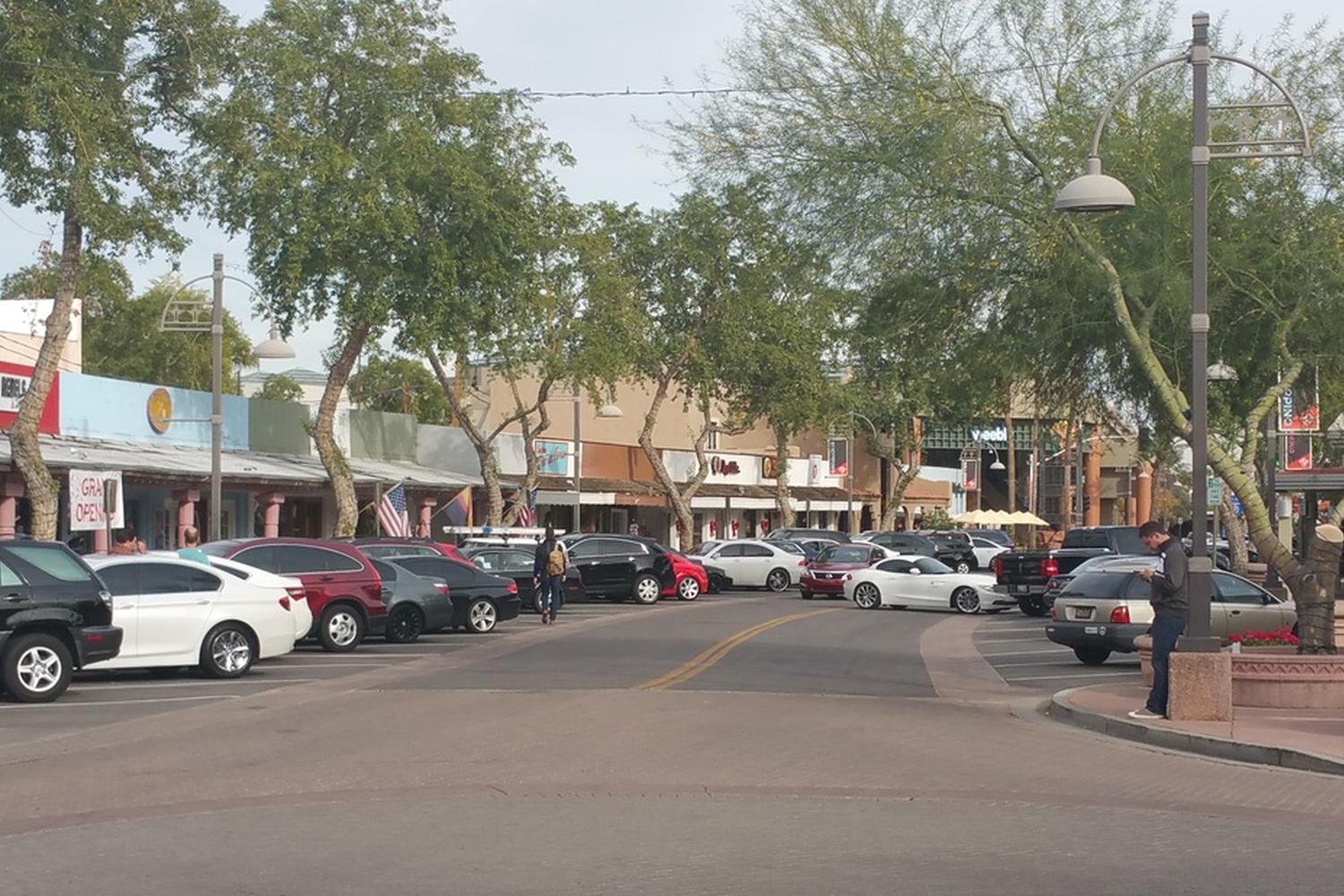 5th Avenue Shops & Boutiques 1