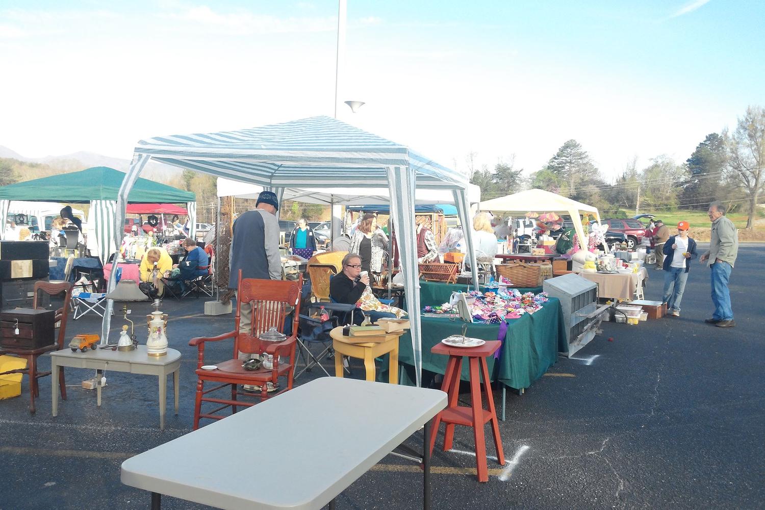 Savvy Scavengers Antique Mall and Marketplace 1