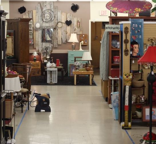 Savvy Scavengers Antique Mall and Marketplace 3